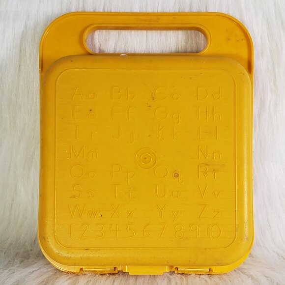 1990's Vintage Tupperware stencils alphabet lunch box and stencils set - Picture 6 of 6